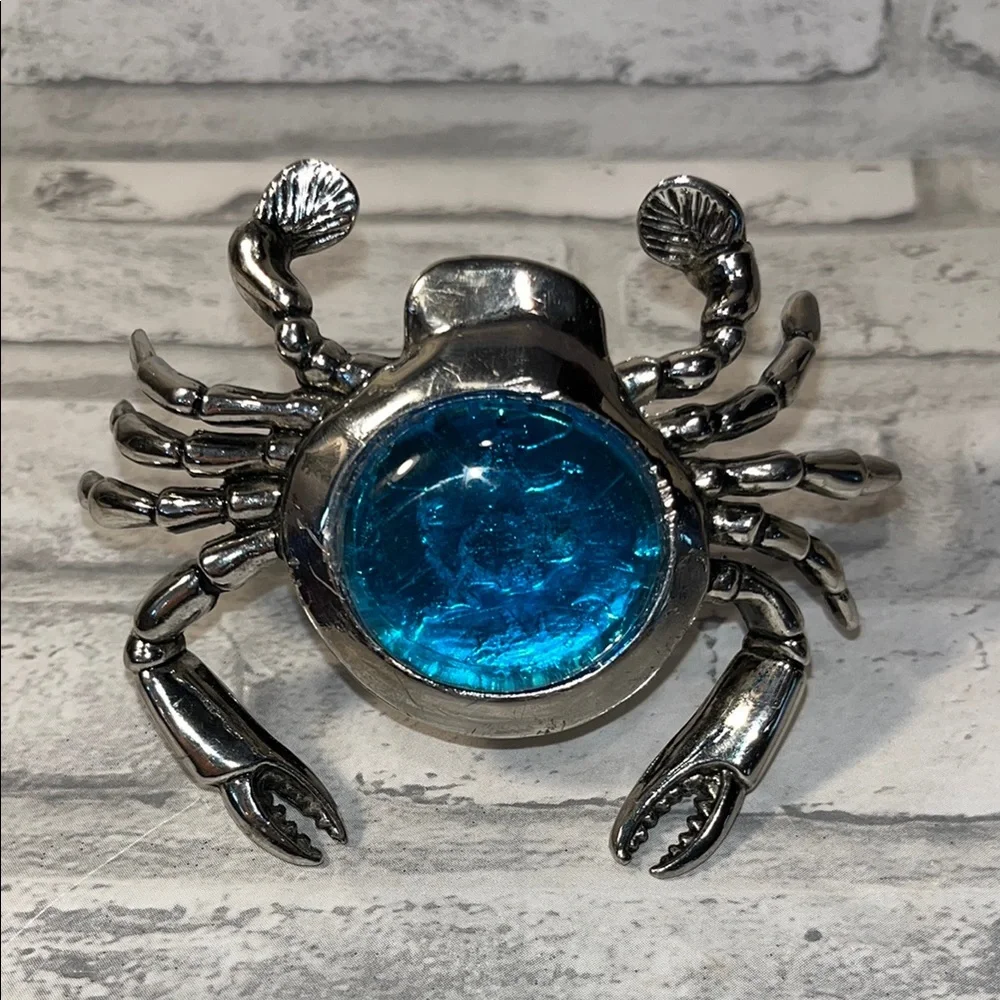 Silver Crab wine bottle top stopper with Blue Gem